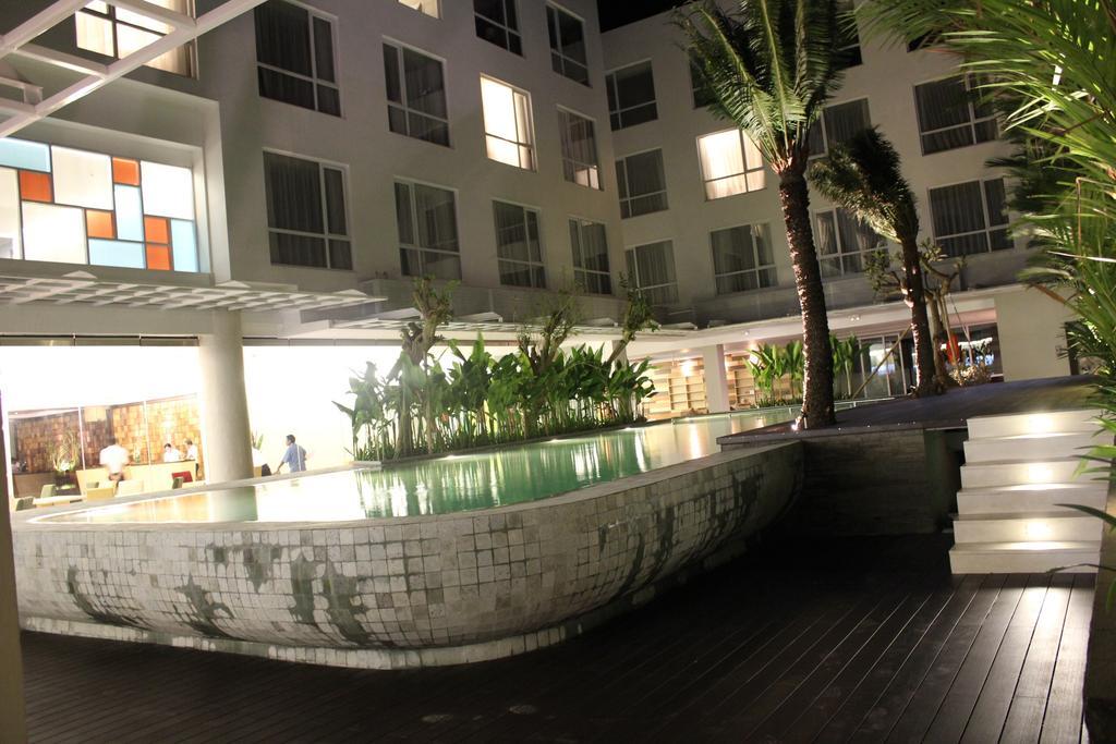 Harvestland Hotel Bali Kuta  Exterior photo