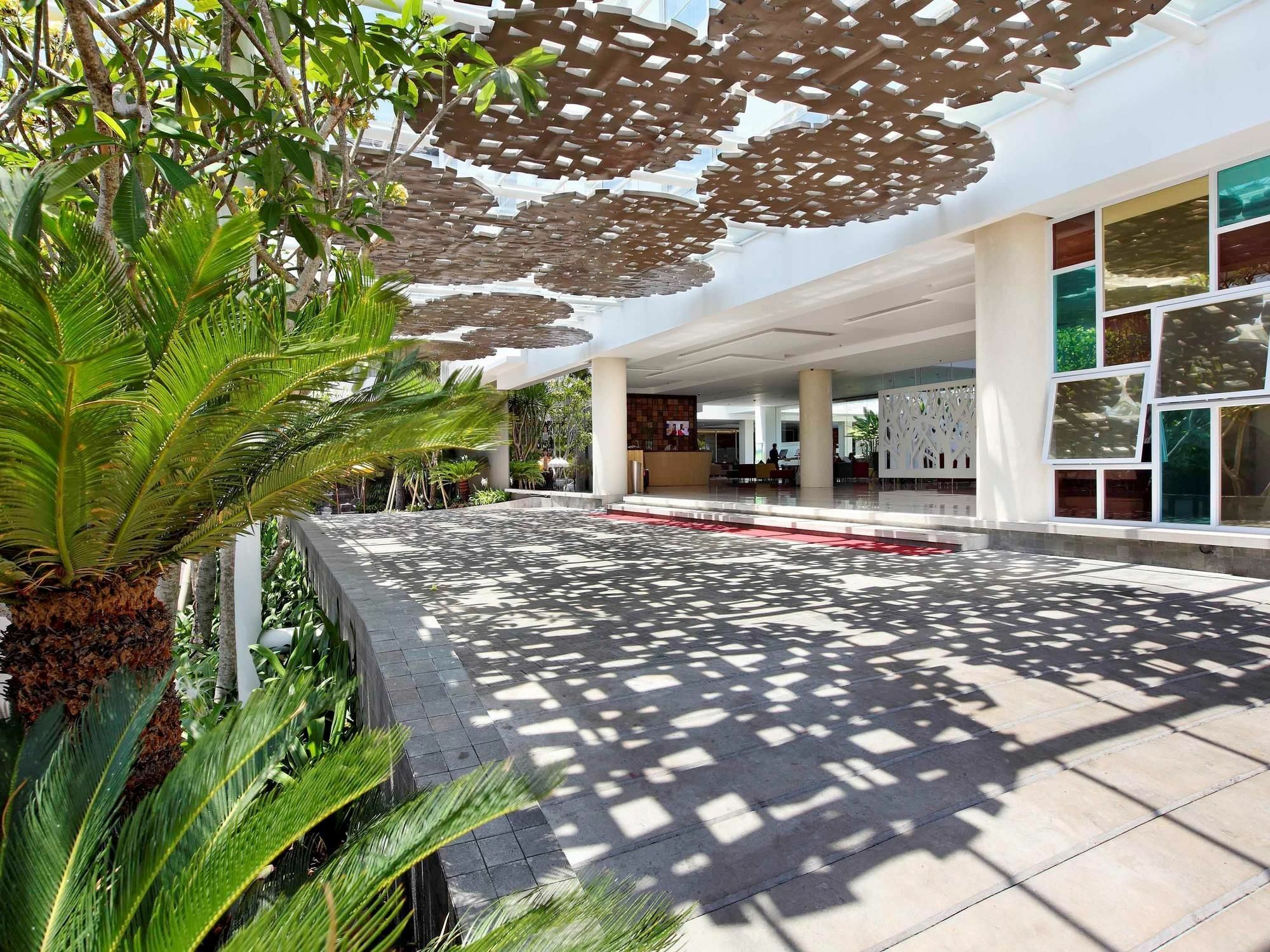 Harvestland Hotel Bali Kuta  Exterior photo
